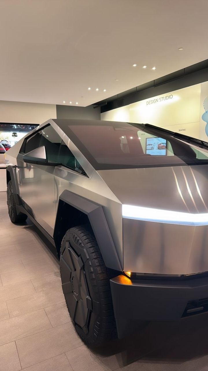 Tesla cyber truck - View 3